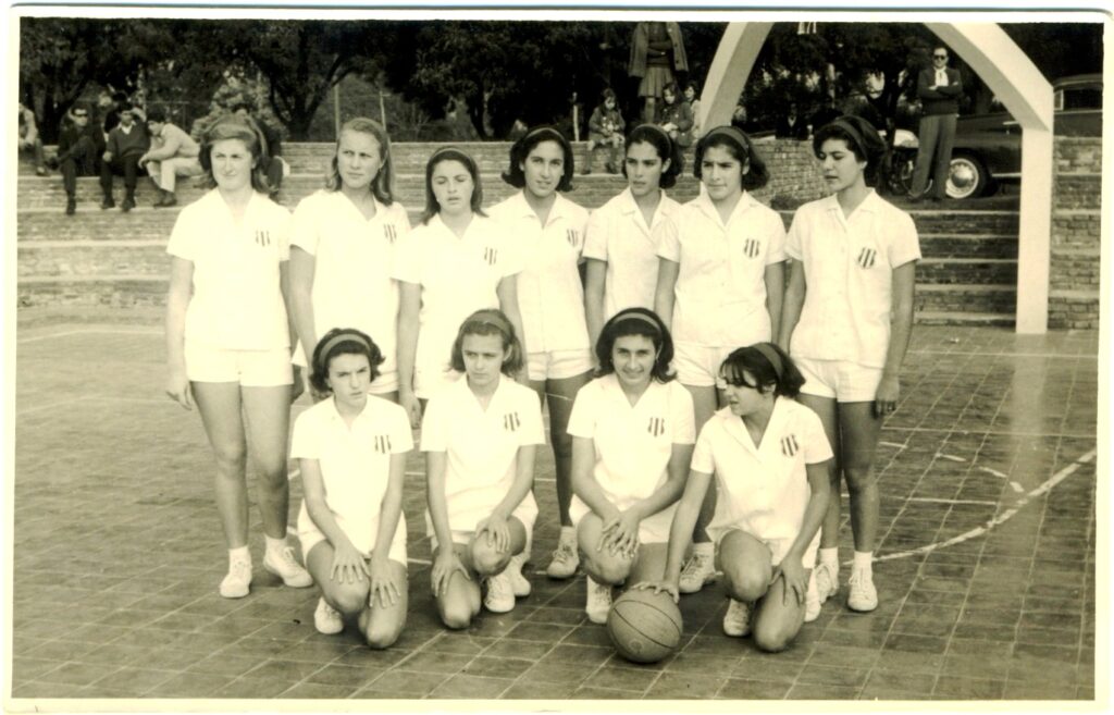 2-uno-de-los-primeros