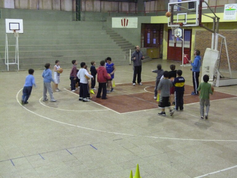 El Basquetbol no le tiene miedo al frío
