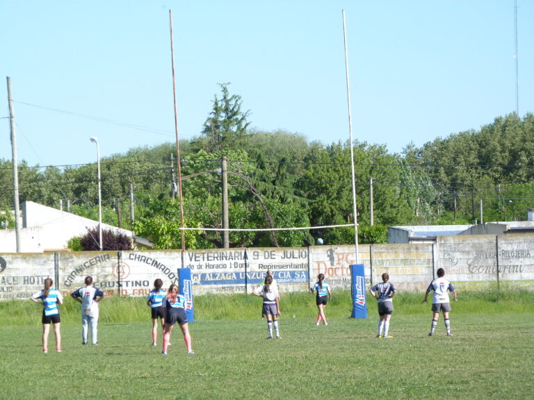 Magnífica doble jornada de Rugby femenino en el Club Atlético