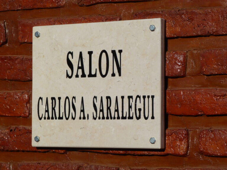Sentido homenaje del Tenis a Carlitos Saralegui