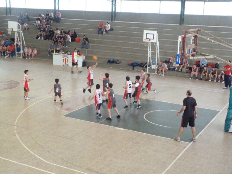 Muy buenas actuaciones de los equipos de Basquet frente  Saladillo