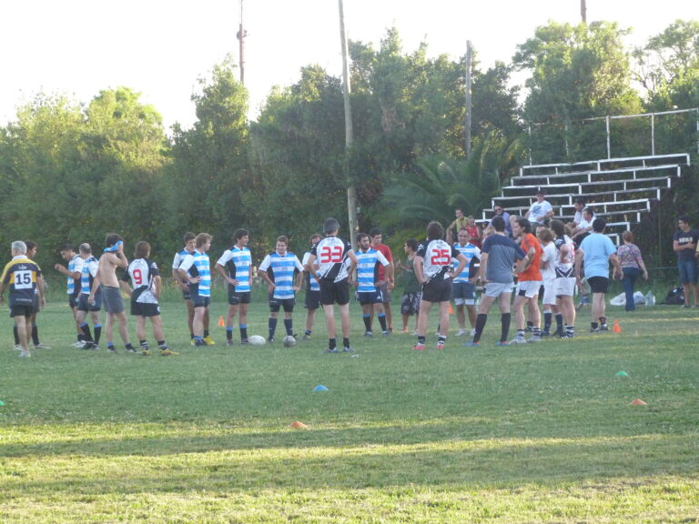 Presencia de un equipos de Rugby del Club Atlético San Isidro