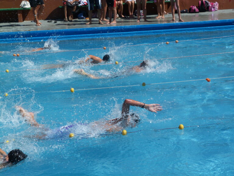 El equipo del Club Atlético segundo en el Torneo zonal de Natación