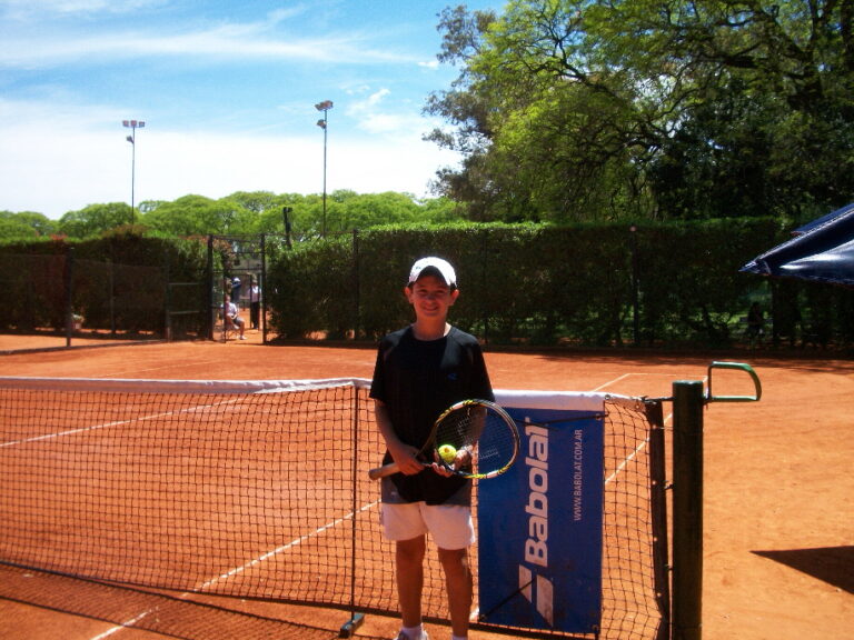 Mucha actividad Tenística: Mariano Navone en Tandil y Torneo Interno en el Club