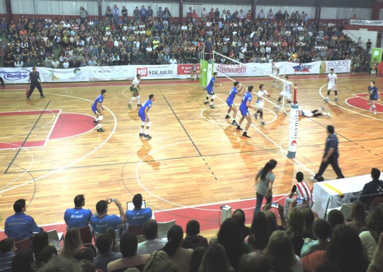 Voley: Selecciones Nacionales de Argentina y Brasil