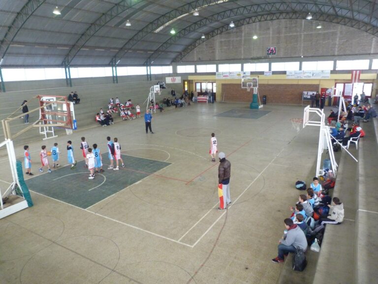 Triunfos del basquet de Atlético sobre Racing de Chivilcoy