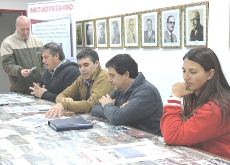 Se anunció la construcción de un nuevo Gimnasio Cubierto