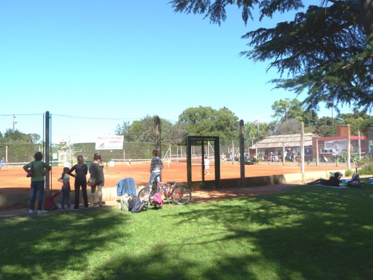 Gran actividad despliega el Tenis del Club