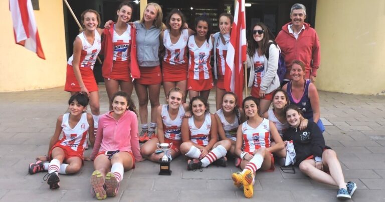Sub Campeonas del Torneo de la Asociación de Hockey de 6a