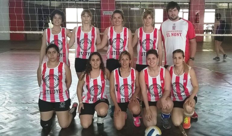 Atlético venció a Rivadavia de Lincoln en un Torneo de Voley