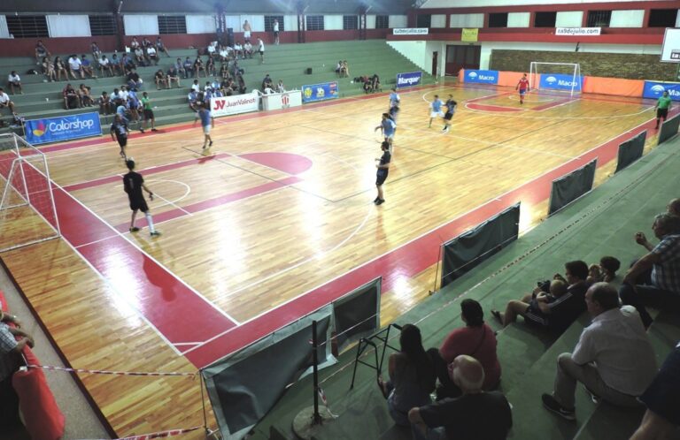 Ha retornado el Futsal al Gimnasio