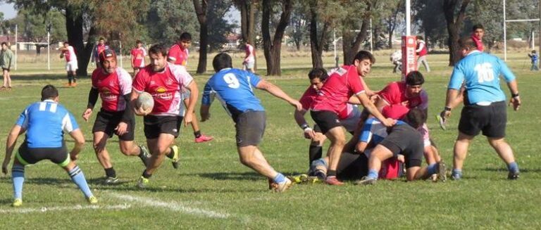 Atlético y Estudiantes de Santa Rosa por los cuartos de final
