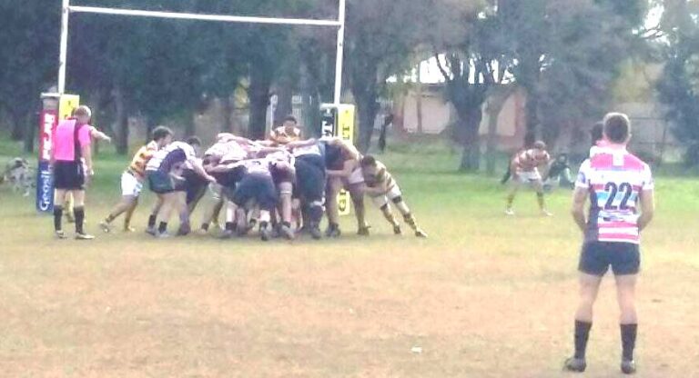 Triunfo del Rugby a una fecha del final