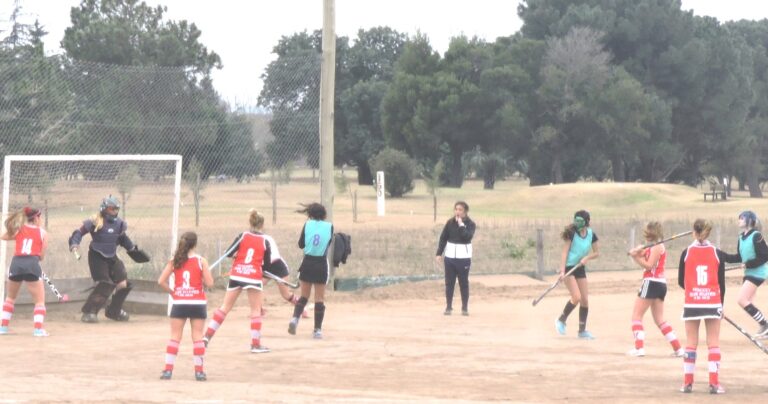Un fin de semana muy activo para el Hockey del Club