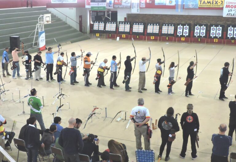 Torneo Provincial de Tiro con Arco en el gimnasio