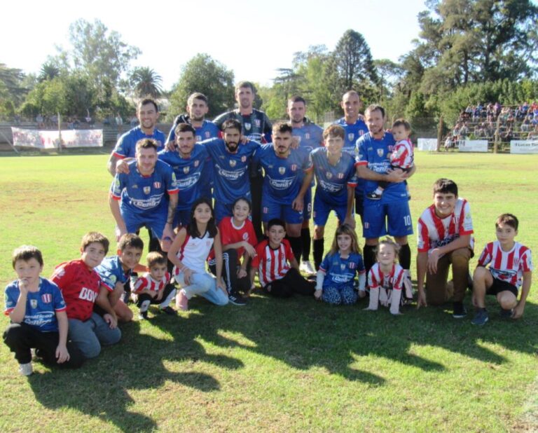 Fútbol: Atlético es finalista al eliminar a San Martín venciéndolo 3 a 1