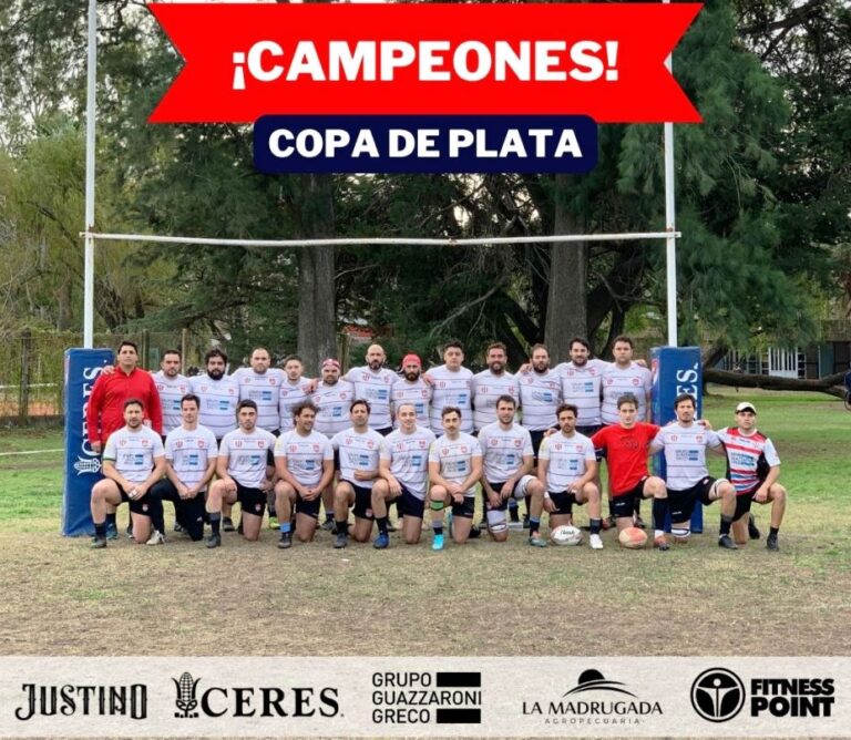 El equipo del Club Atlético Campeón de la Copa de Plata de Rugby