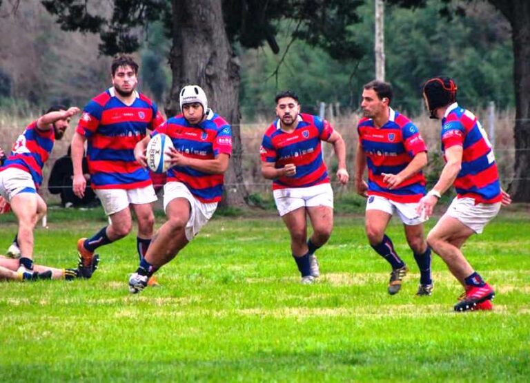 El equipo superior de Rugby venció al de Rojas y continúa liderando las posiciones en su Zona