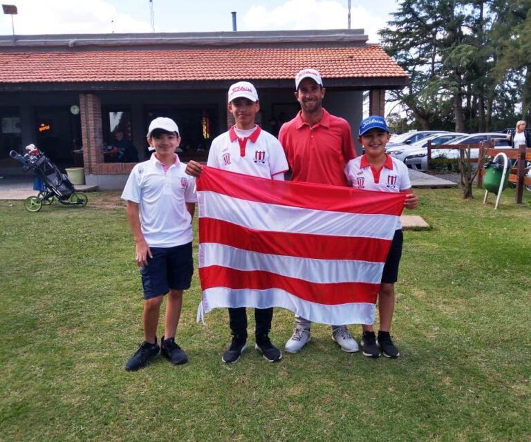 El Profesor de Golf del Club, Juan Pablo Trofimovih, se va a dirigir a Ecuador, a un club de primer nivel latinoamericano