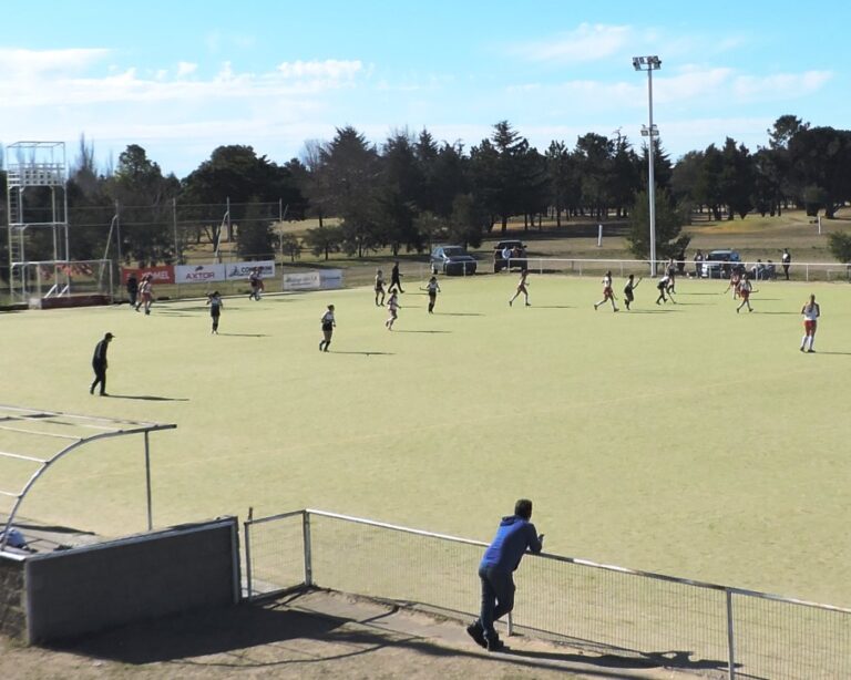 Tres victorias abultadas y un empate en Hockey ante 25 de Mayo