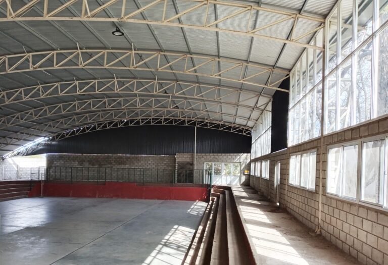 Se está terminando el cerramiento total del nuevo Micro Estadio