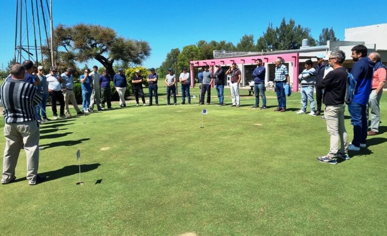 La Asociación Argentina de Golf realizó un curso Zonal de capacitación en la cancha del Club Atlético
