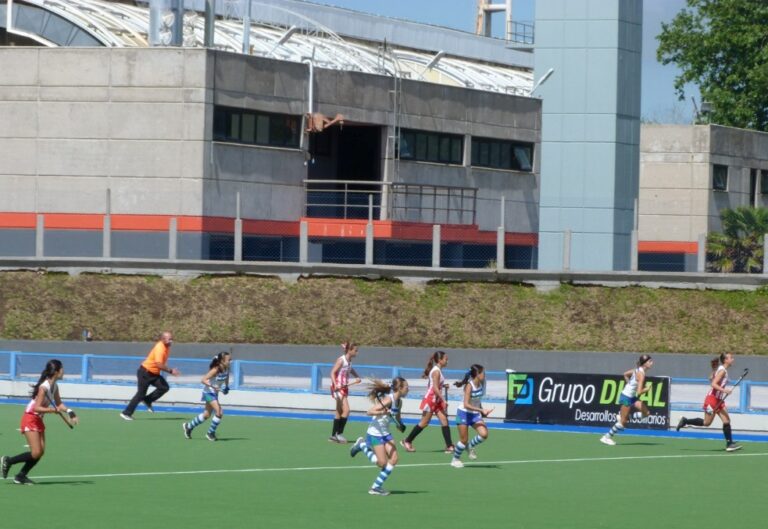 Hockey Sub 14: campeonas del año. Y octavas en el CRC Provincial
