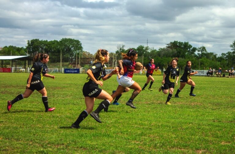 Encuentro de Rugby femenino con participación de clubes de ocho ciudades