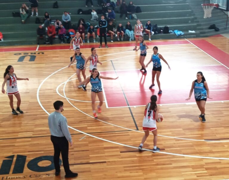 Amplia actividad basquetbolística de los equipos femeninos y masculinos