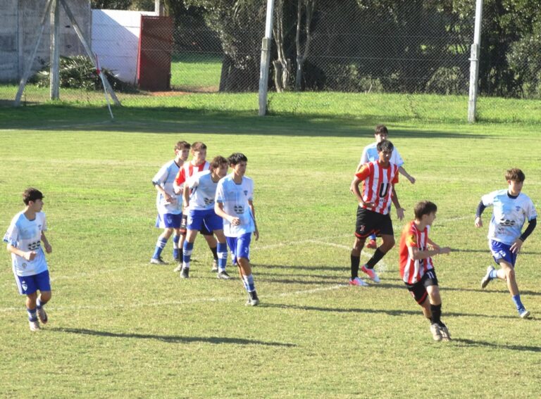 Fútbol: eliminados en cuartos de final; los incidentes. Comunicado. Las divisiones inferiores