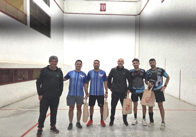 Pelota a Paleta: mayores finalistas de la Provincia y menores campeones provinciales