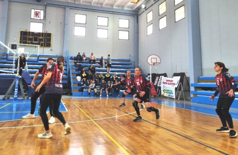 CAMPEÓN PROVINCIAL de Newcom el equipo  del Club