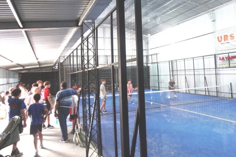 Actividad del Padel en el Club: torneo de menores y comienzo de clases