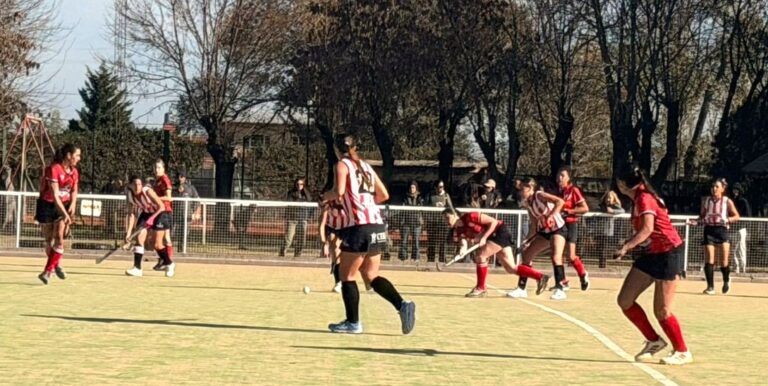 Triunfos en el Torneo de Hockey femenino