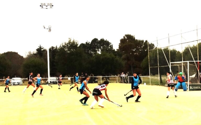 Hockey: Última fecha con San Martín. Las Campeonas. Al CRC. La cancha