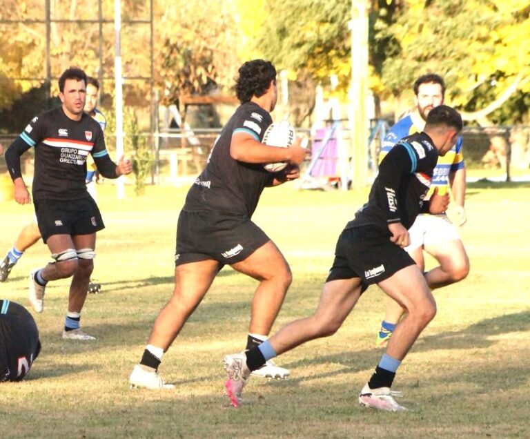 Victoria del equipo de Rugby del Club Atlético ante Saladillo R.C.